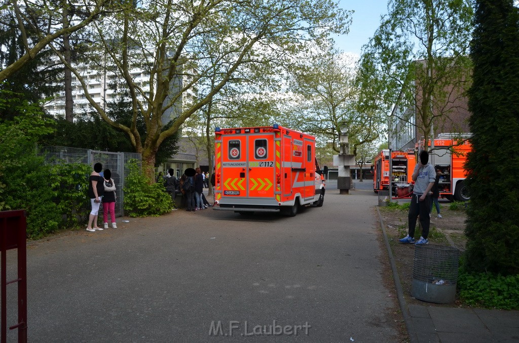 Geruch in Schule Koeln Brueck Helene Weber Platz P43.JPG - Miklos Laubert